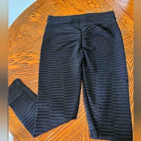 TiKToK pants - Picture 1 of 3